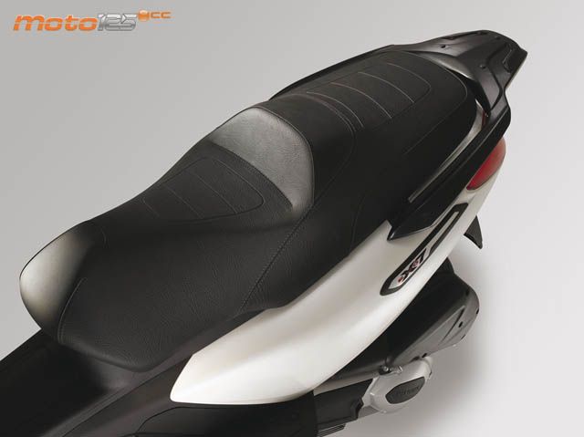 Piaggio X7 Evo 125 ie — foto 8