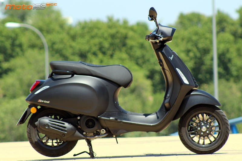 Vespa Sprint Notte 125 — foto 8