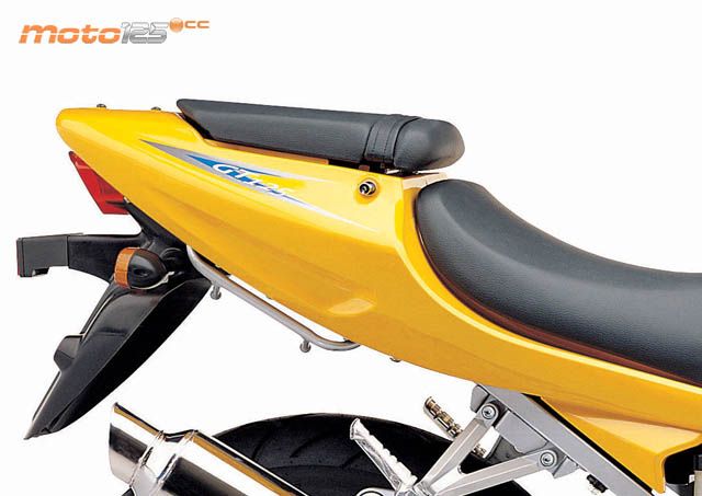 Hyosung Comet GT 125 — foto 8