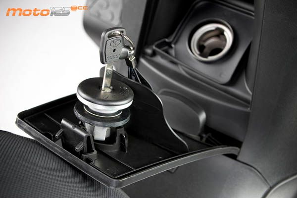 Kymco Super Dink 125i — foto 8