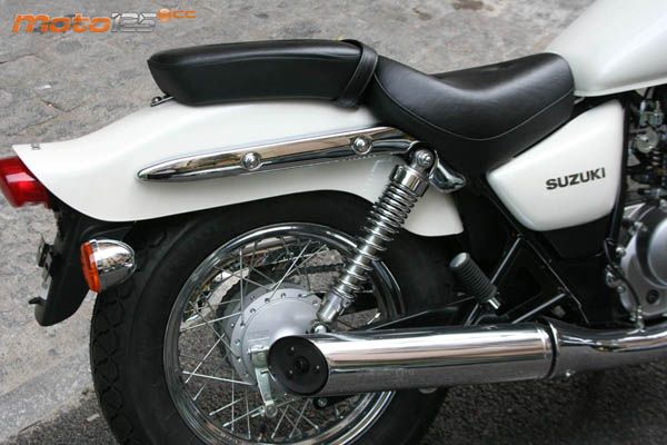 Suzuki Marauder 125 — foto 8