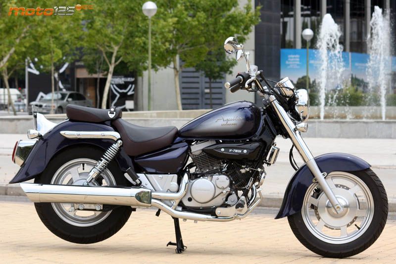 Hyosung Aquila GV125 — foto 8
