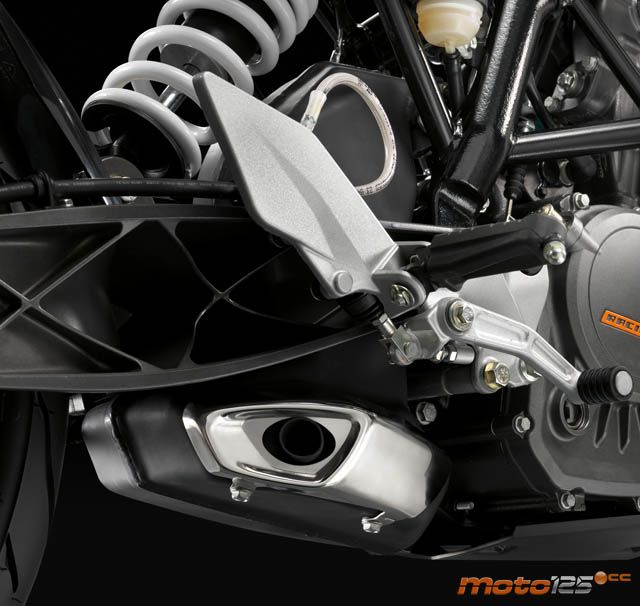 KTM Duke 125 ABS — foto 8