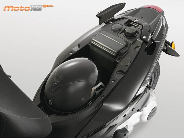Piaggio Typhoon 125 — foto 9