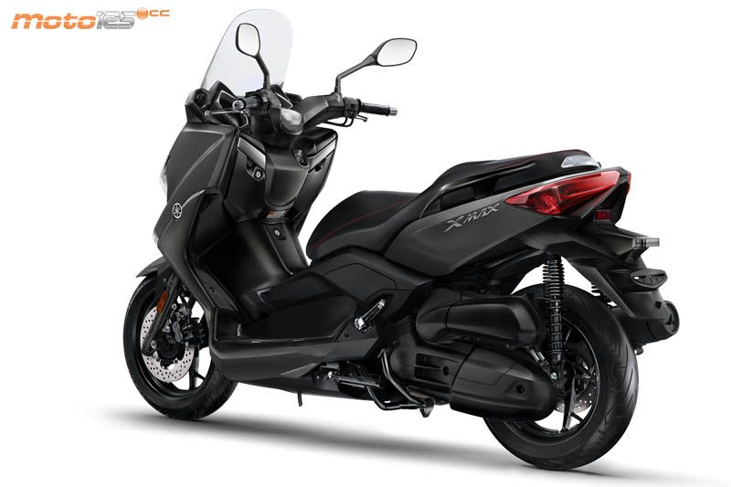 Yamaha X-Max 125 '17 E4 — foto 9
