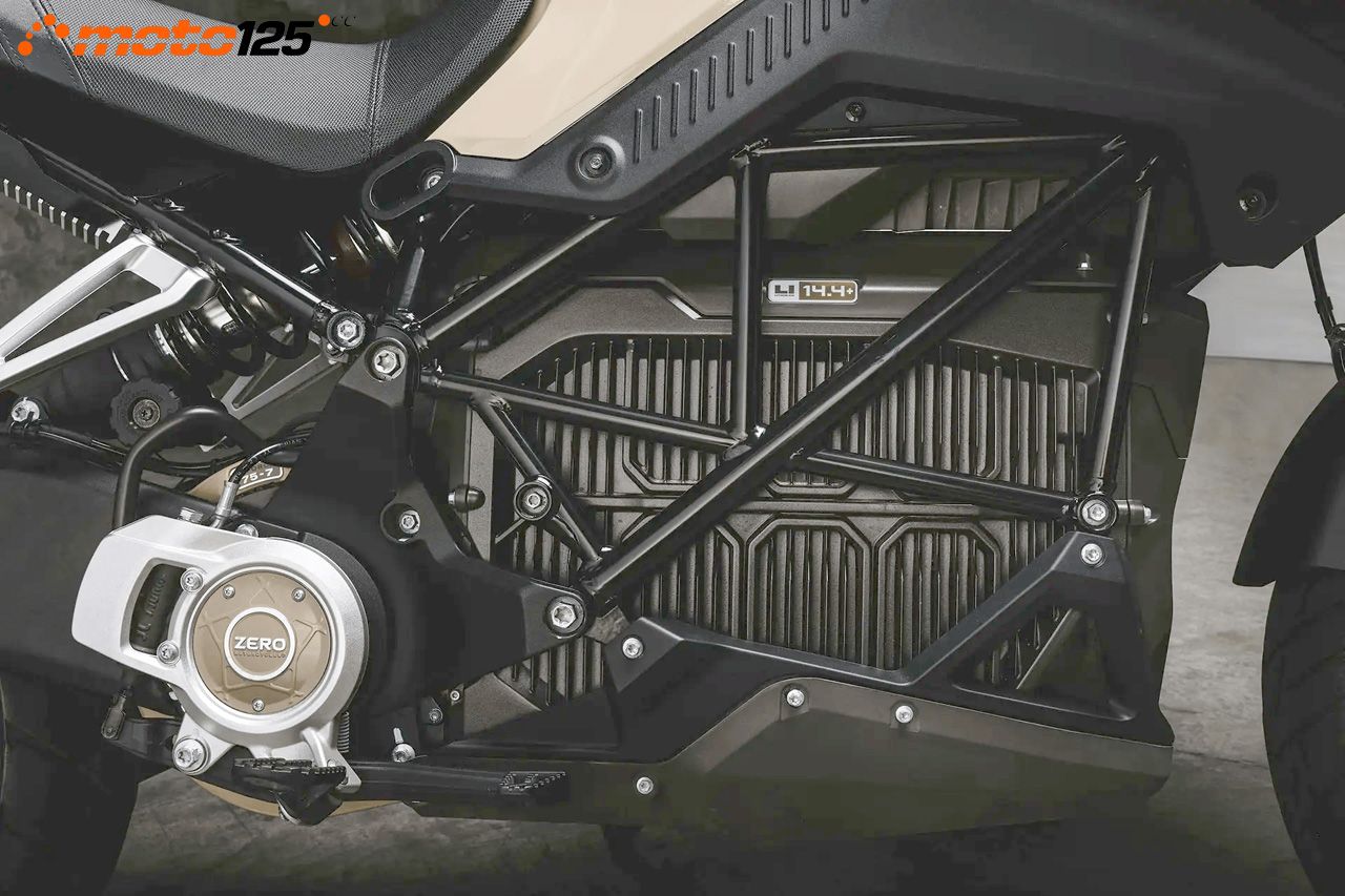 Zero Motorcycles DS 11 kW — foto 9