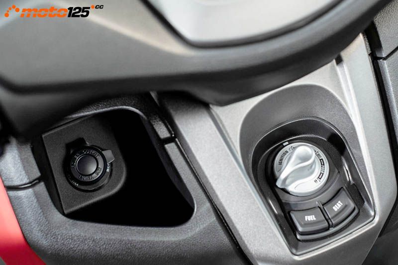 Yamaha NMax 125 — foto 9
