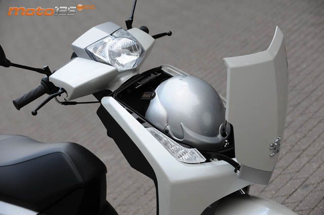 Peugeot Vivacity 125 — foto 9