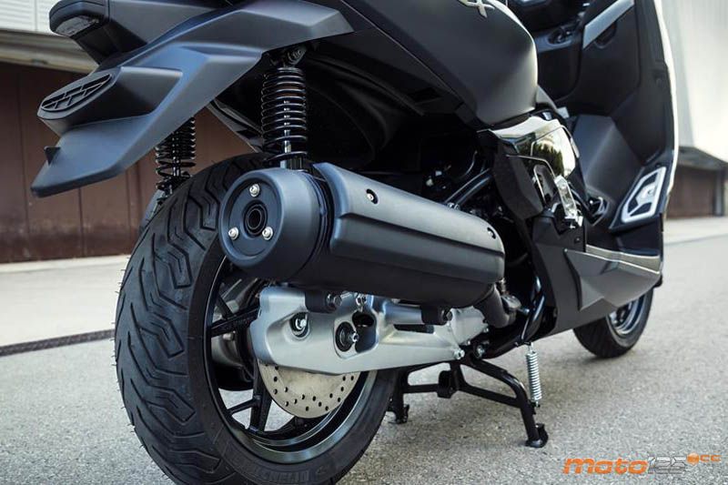Yamaha X-Max 125 Iron ABS — foto 9