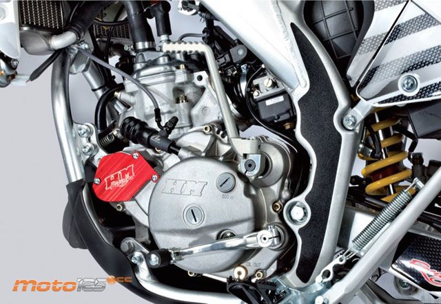 HM CRE Six Comp. 2T 125 — foto 8
