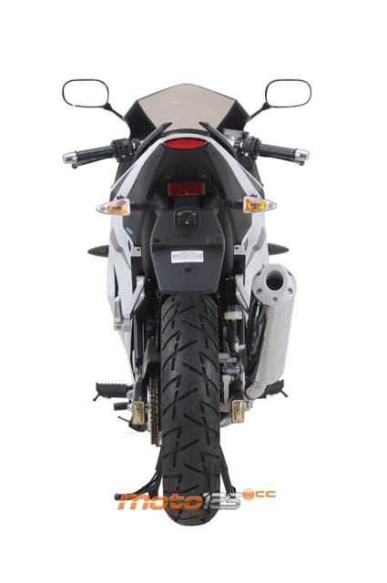 Daelim Roadwin R 125 FI — foto 9