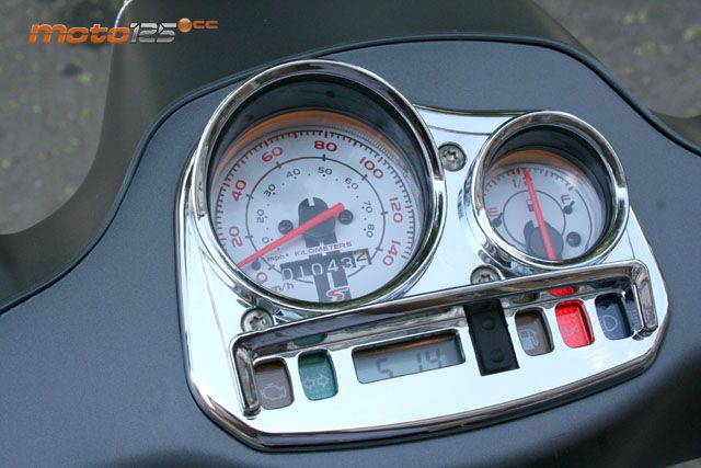 Vespa S 125 ie Sport — foto 9