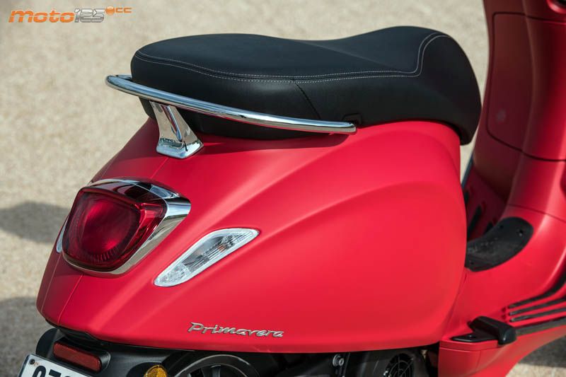 Vespa Primavera 125 — foto 9