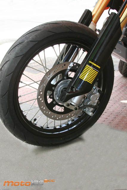 Hyosung RX 125 SM — foto 9