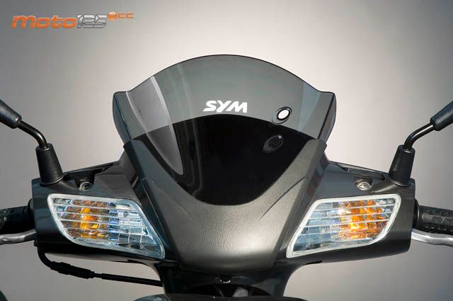 SYM HD 125 Evo — foto 9