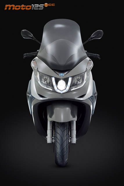 Piaggio X10 125 Elegance — foto 9