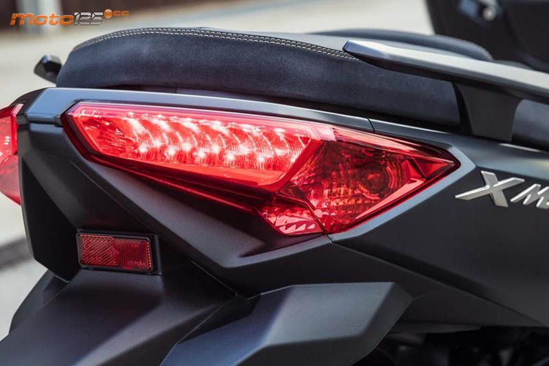 Yamaha X-Max 125 Iron ABS — foto 10