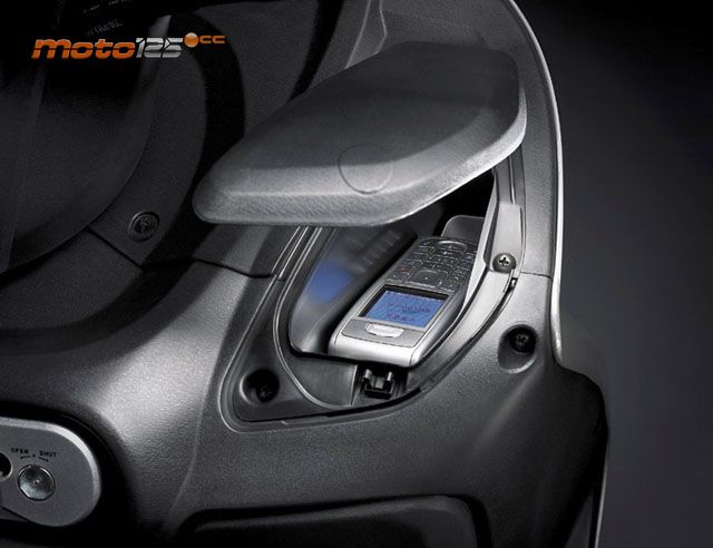 SYM GTS 125 Evo EFI — foto 9