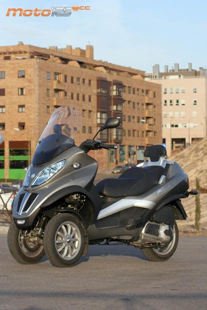 Piaggio MP3 Touring 300 LT — foto 10