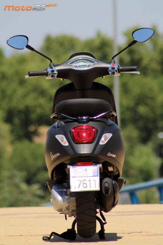 Vespa Sprint Notte 125 — foto 10