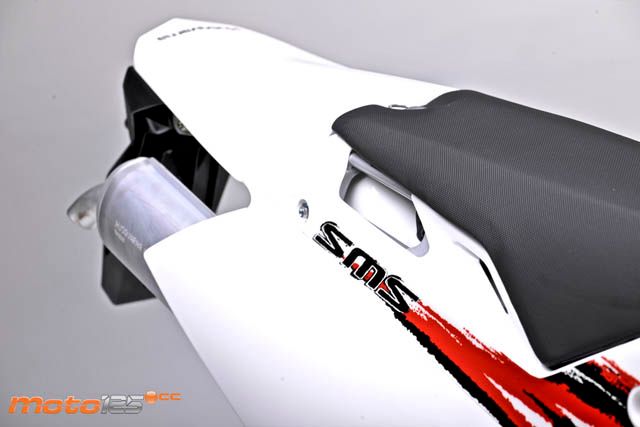 Husqvarna SMS 125 — foto 10