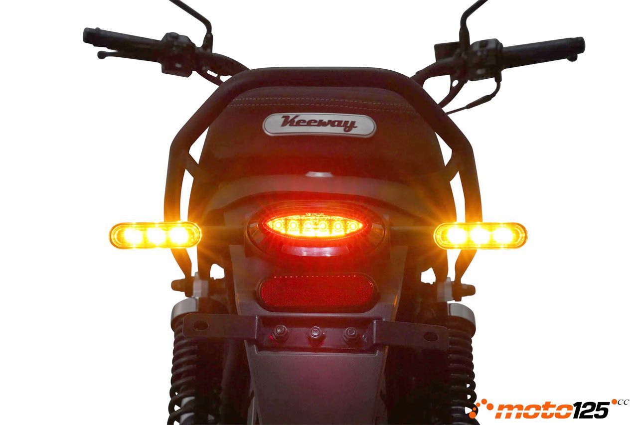 Keeway X-Light 125 — foto 10