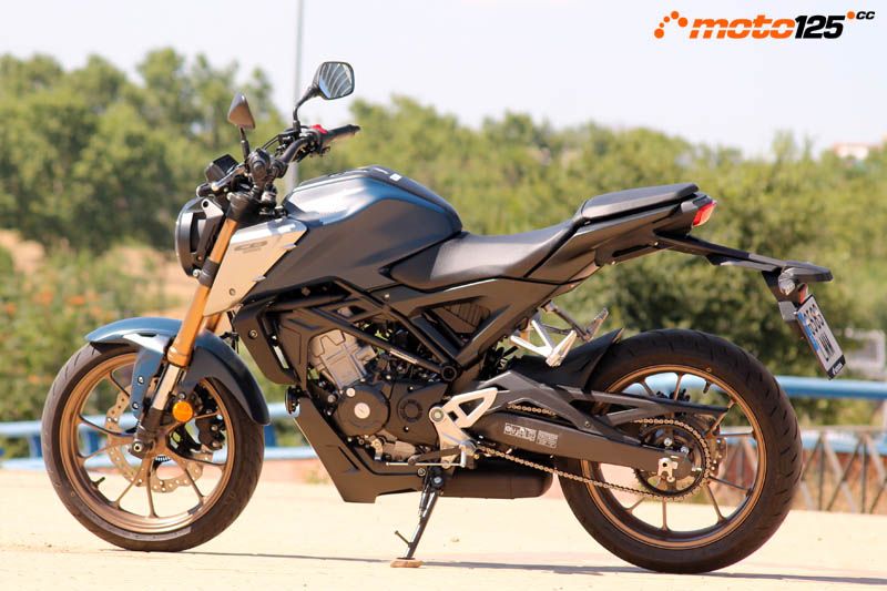 Honda CB125R — foto 10