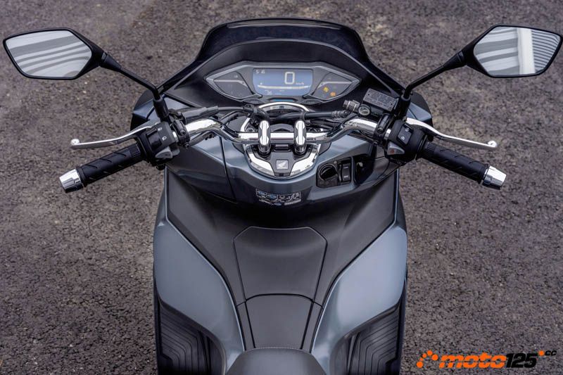 Honda PCX 125 — foto 10