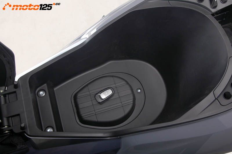 MH Motorhispania VR10 125 — foto 10