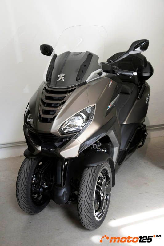 Peugeot Metropolis SW 400 — foto 10