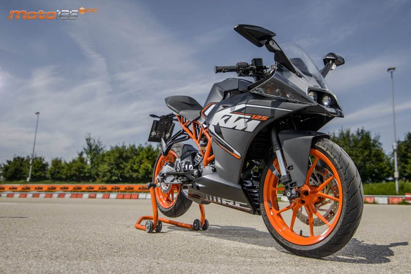 KTM RC 125 — foto 10