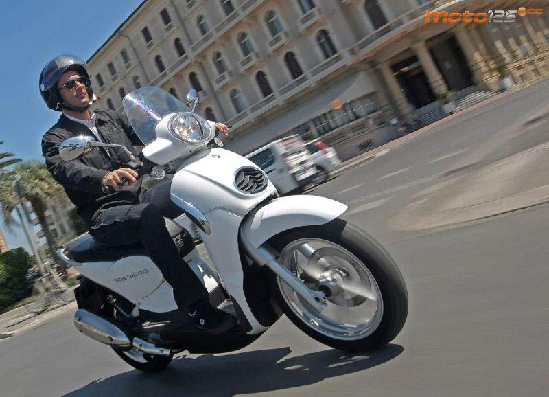 Aprilia Scarabeo 125 ie — foto 8