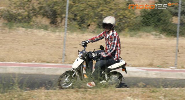 Yamaha EC-03 — foto 8
