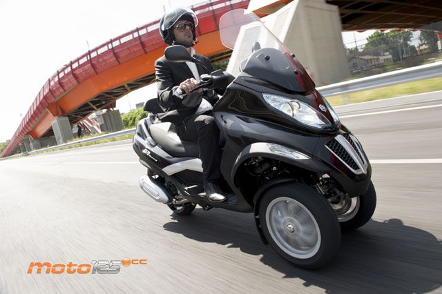 Piaggio MP3 Touring 125 RL — foto 9