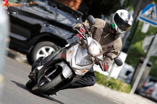 Suzuki Address 110 - El Rey de los Atascos