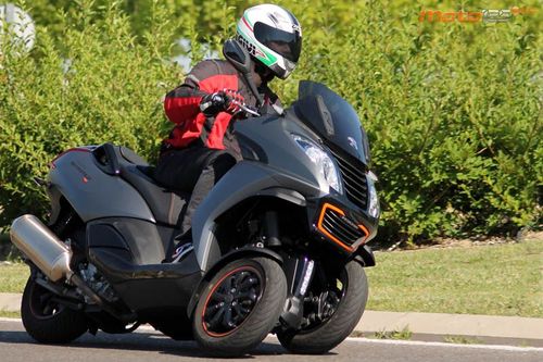 Peugeot Metropolis RS 400i - Eslabón encontrado