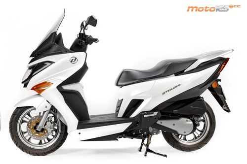 Daelim Steezer 125 - Polivalente todo nuevo