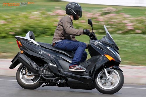 Daelim Steezer S 125 - La gran diferencia