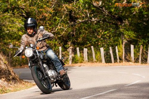 Mash Black Seven 125 - Llega la primera retro Euro 4