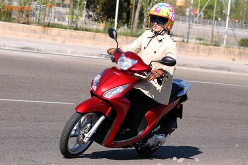 Honda Vision 110 E4 - A imagen y semejanza