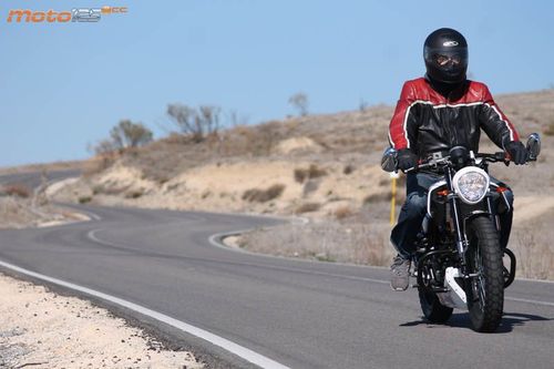 FB Mondial HPS 125 - Retro R