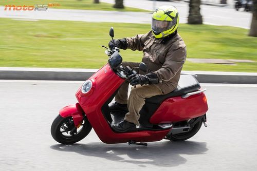 Primer contacto - Niu N1