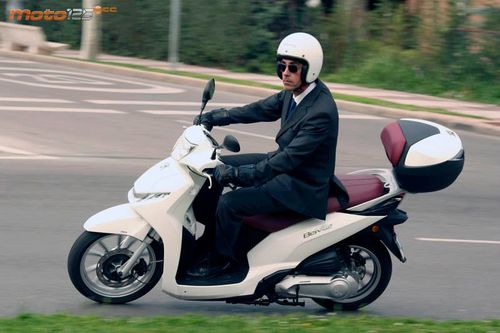 Peugeot Belville Allure 125 - Alma urbana