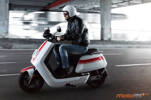 Primer Contacto - Niu N-GT/M+