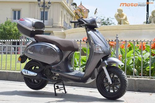 MH Vince 125 - Scooter "neo-retro"
