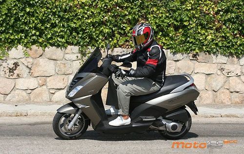 Peugeot CityStar 125 - Estela urbana