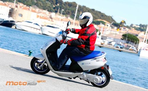 Peugeot e-Vivacity - Toma de contacto