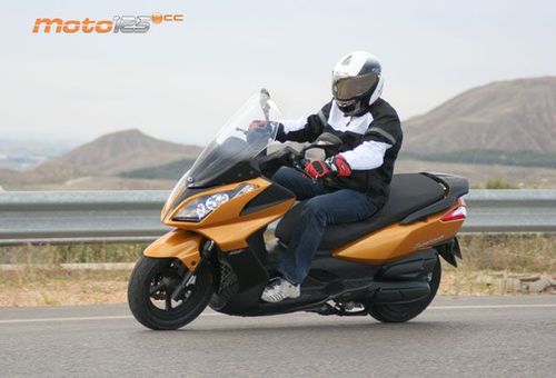 Kymco SuperDink 125i ABS