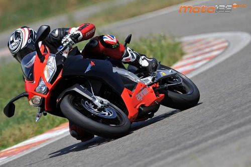 Presentación Aprilia RS4 125