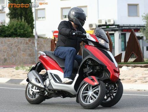 Piaggio MP3 Yourban 125 - 3x2